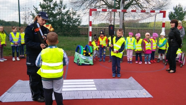 Zajęcia z przedstawicielami policji