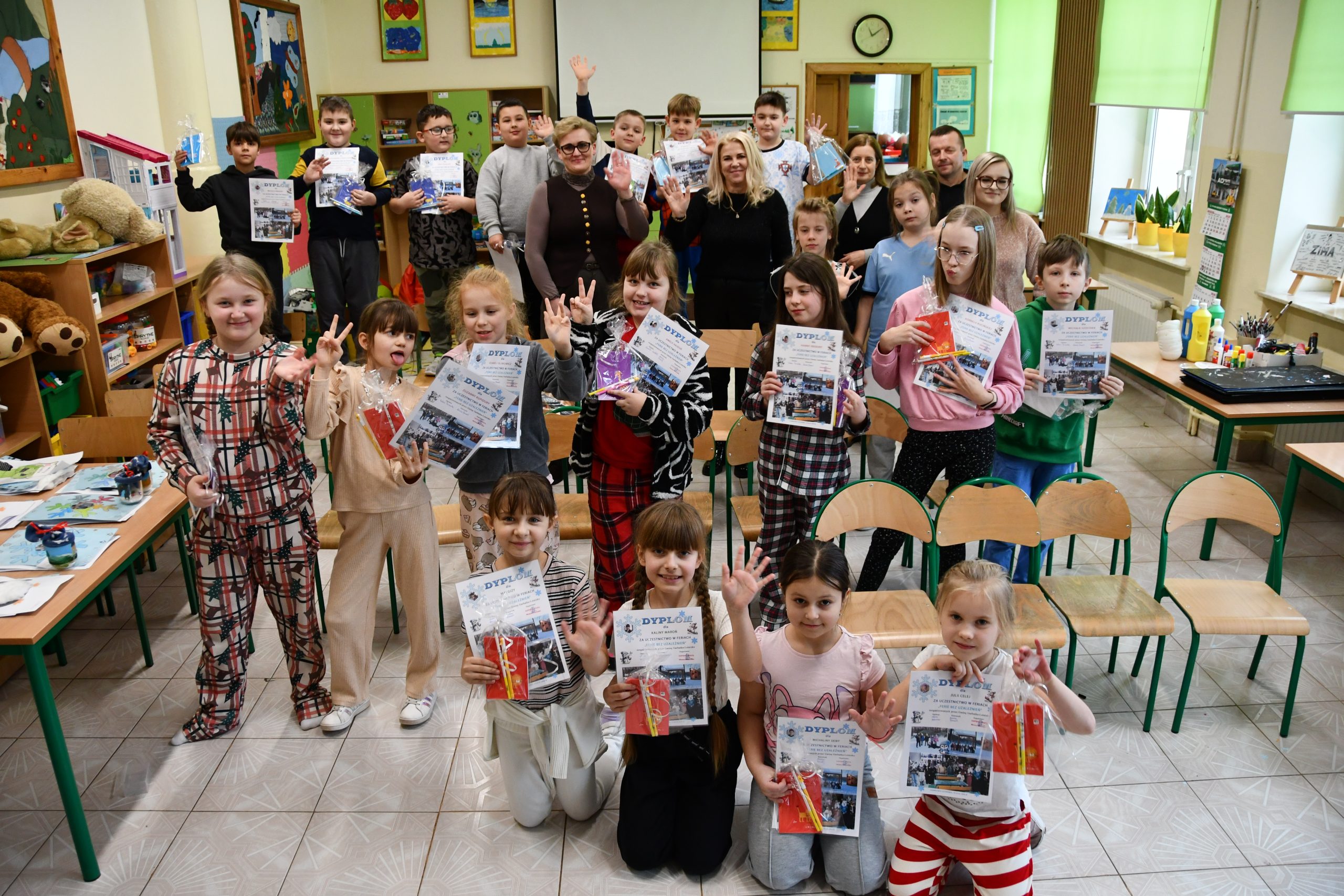 „Ferie bez uzależnień” w Garbatce-Letnisko – tydzień pełen radości, aktywności i wartości